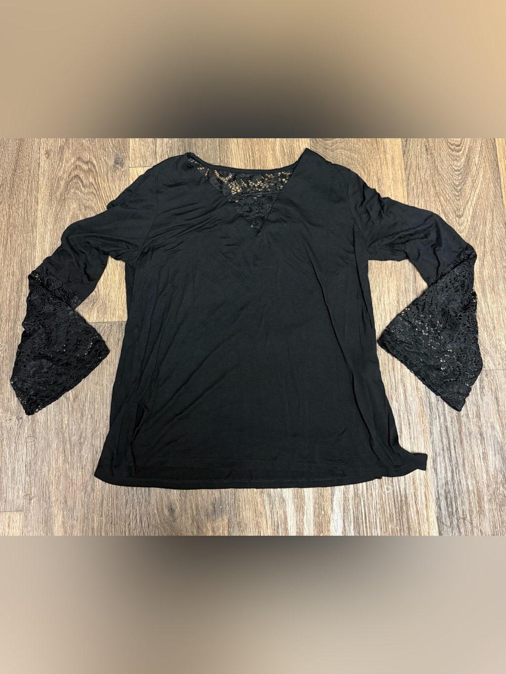 Ava James Women's Lace  Blouse Black Size M